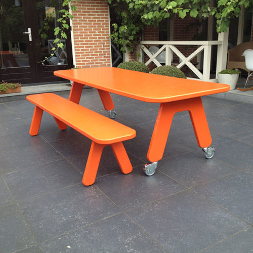 Picknick on Wheels design tafel + bankje oranje