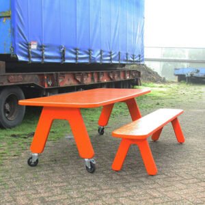 Picknick on Wheels design tuintafel oranje