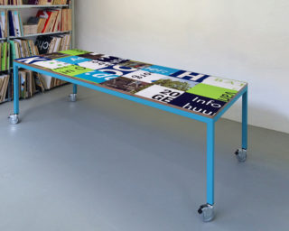Bouwborden design tafel blauw groen, licht blauw frame