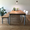 Steigerbuis-tafel-met-eetbank Steigerbuis tafel met eetbank, rustiek eiken blad.