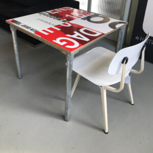 Steigerbuis tafel 80 x 80 cm
