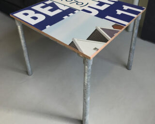 Steigerbuis tafeltje 80 x 80 cm blauw